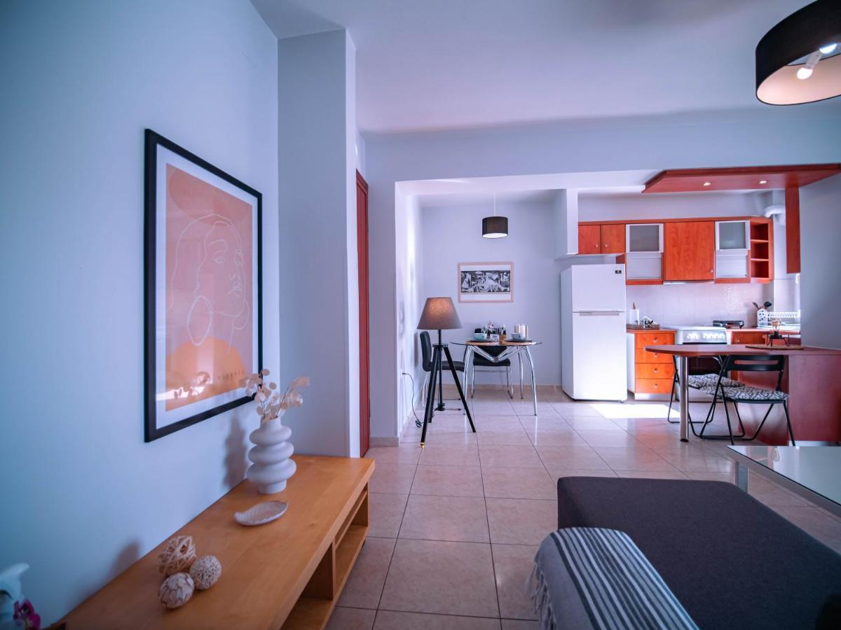 Urban Flat - Central Spot Apartments Volos Luaran gambar