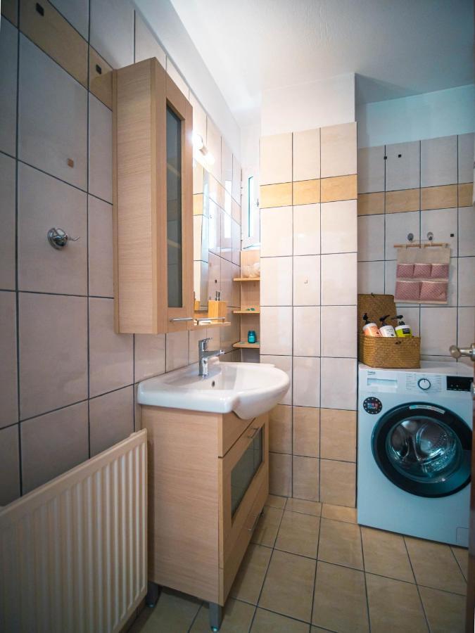 Urban Flat - Central Spot Apartments Volos Luaran gambar