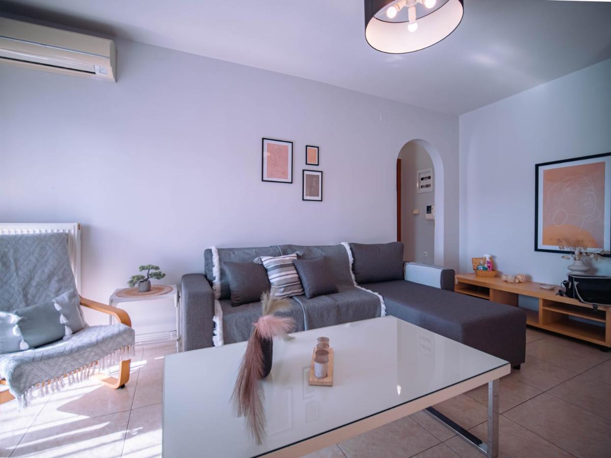 Urban Flat - Central Spot Apartments Volos Luaran gambar