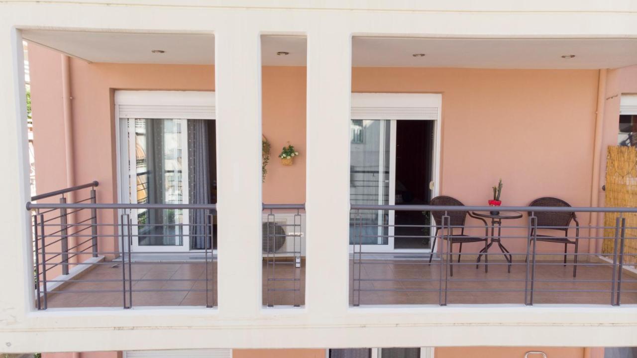 Urban Flat - Central Spot Apartments Volos Luaran gambar